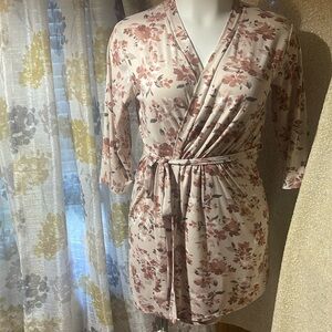 Marilyn Monroe short comfy bathrobe